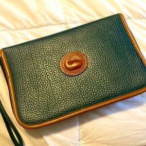 Dooney & Bourke handheld purse